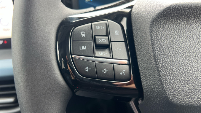 Ford Tourneo Courier 100kW Active 46kWh 5dr Auto Electric Estate - Image 32